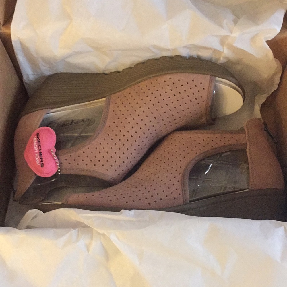 Skechers Memory Foam Parallel Beehive Sandal